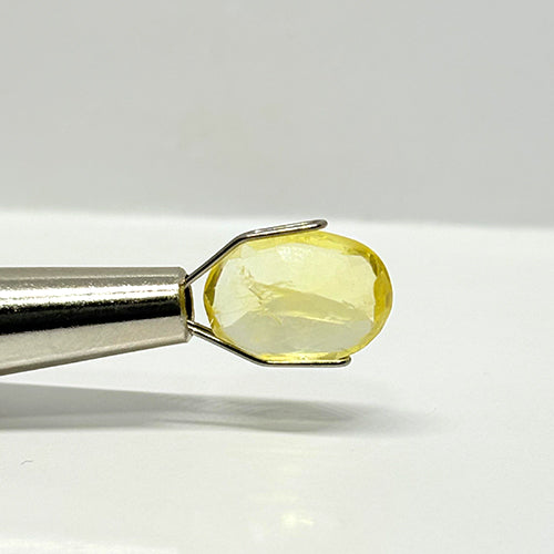 3.4 Carat Yellow Sapphire from Sri Lanka (Ceylon) Natural Gemstone