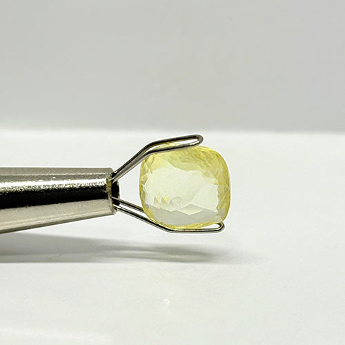 3.47 Carat Yellow Sapphire from Sri Lanka (Ceylon) Natural Gemstone