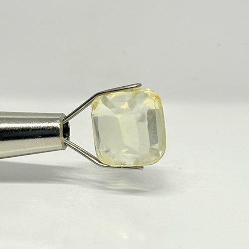 6.02 Carat Yellow Sapphire from Sri Lanka (Ceylon) Natural Gemstone