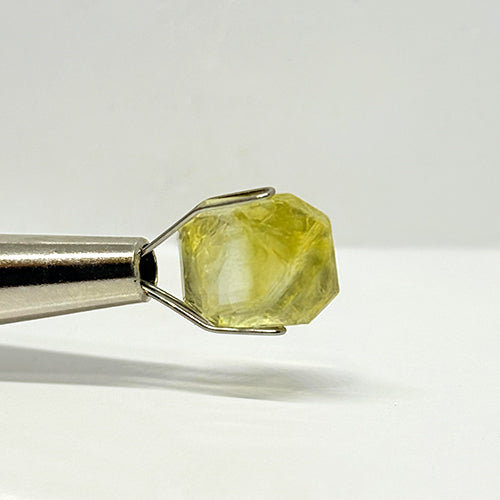 6.12 Carat Yellow Sapphire from Sri Lanka (Ceylon) Natural Gemstone