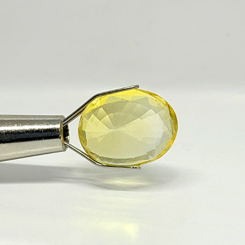 6.7 Carat Yellow Sapphire from Sri Lanka (Ceylon) Natural Gemstone