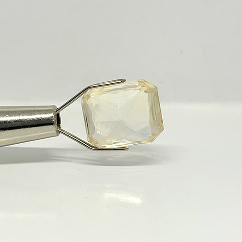 7.50 Ct Natural Yellow Sapphire (Pukhraj)| Ceylon (Sri Lanka) | Bangkok Cut | Premium Certified Gemstone