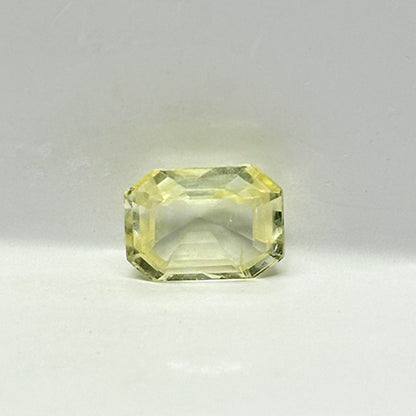 2.65 Carat Yellow Sapphire from Sri Lanka (Ceylon) Natural Gemstone