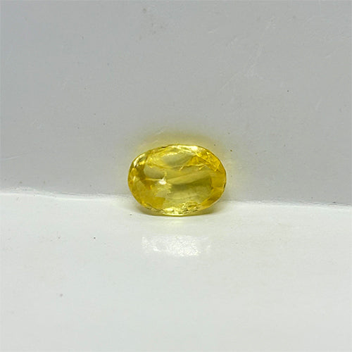 3.4 Carat Yellow Sapphire from Sri Lanka (Ceylon) Natural Gemstone