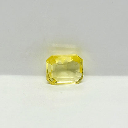 3.55 Carat Yellow Sapphire from Sri Lanka (Ceylon) Natural Gemstone