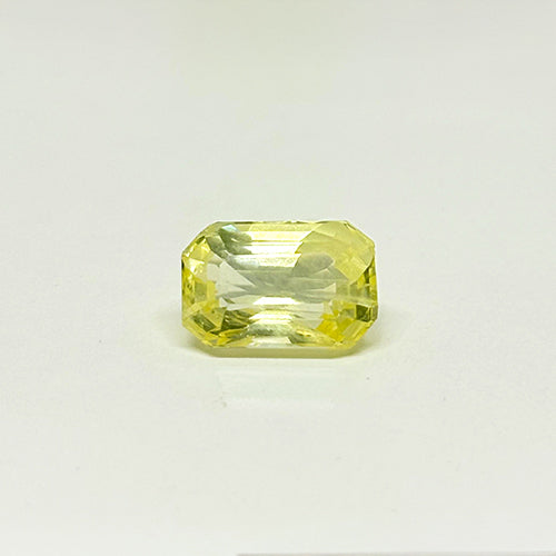 3.85 Carat Yellow Sapphire from Sri Lanka (Ceylon) Natural Gemstone