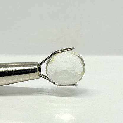 4.07 Carat Yellow Sapphire from Sri Lanka (Ceylon) Natural Gemstone