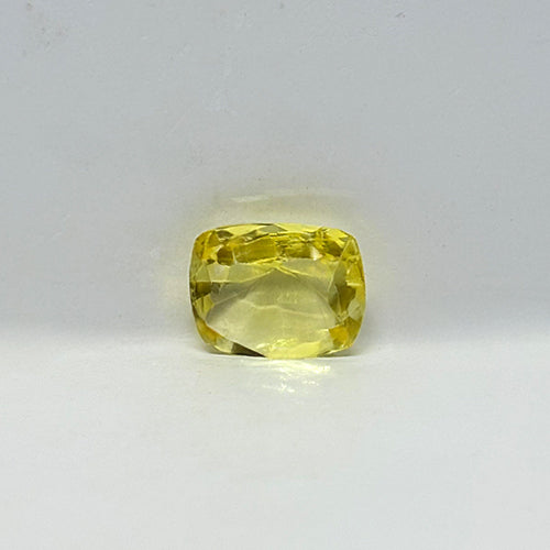 4.22 Carat Yellow Sapphire from Sri Lanka (Ceylon) Natural Gemstone