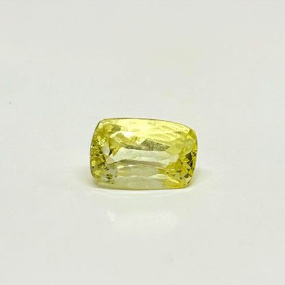 4.25 Carat Yellow Sapphire from Sri Lanka (Ceylon) Natural Gemstone