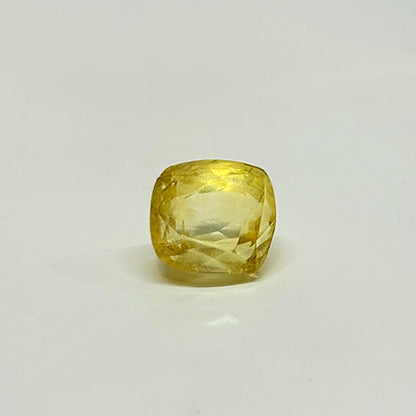 4.42 Carat Yellow Sapphire from Sri Lanka (Ceylon) Natural Gemstone