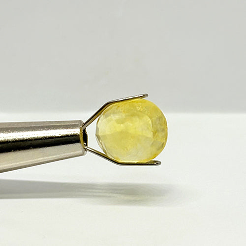 5.02 Carat Yellow Sapphire from Sri Lanka (Ceylon) Natural Gemstone