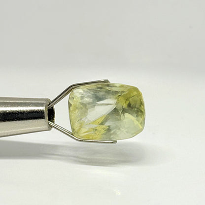 6.12 Carat Yellow Sapphire from Sri Lanka (Ceylon) Natural Gemstone